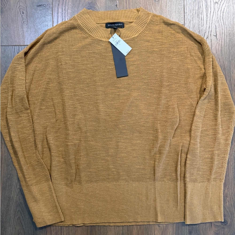 NWT- Banana Republic Women's Linen Blend Mustard Crewneck Sweater